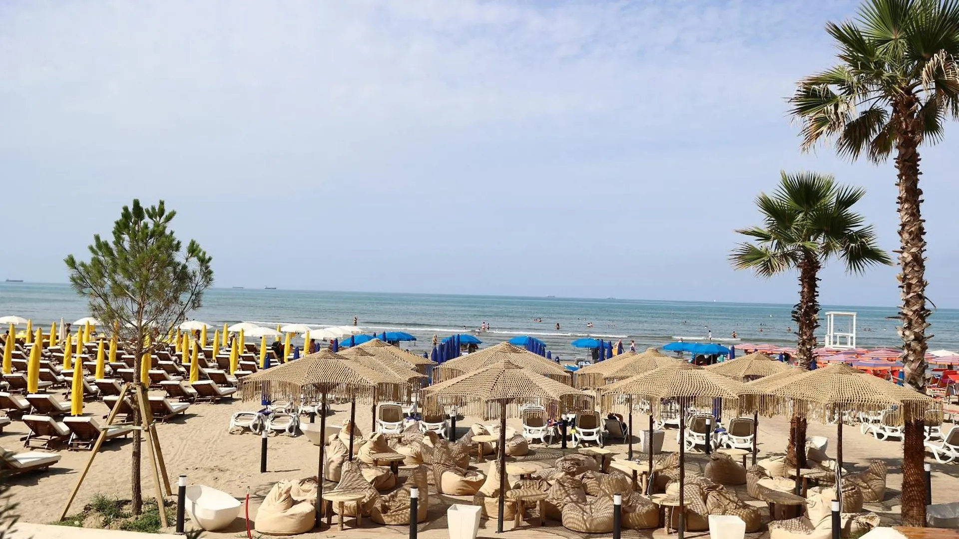 Xhani'S Rooms Durres 0*,  Albania