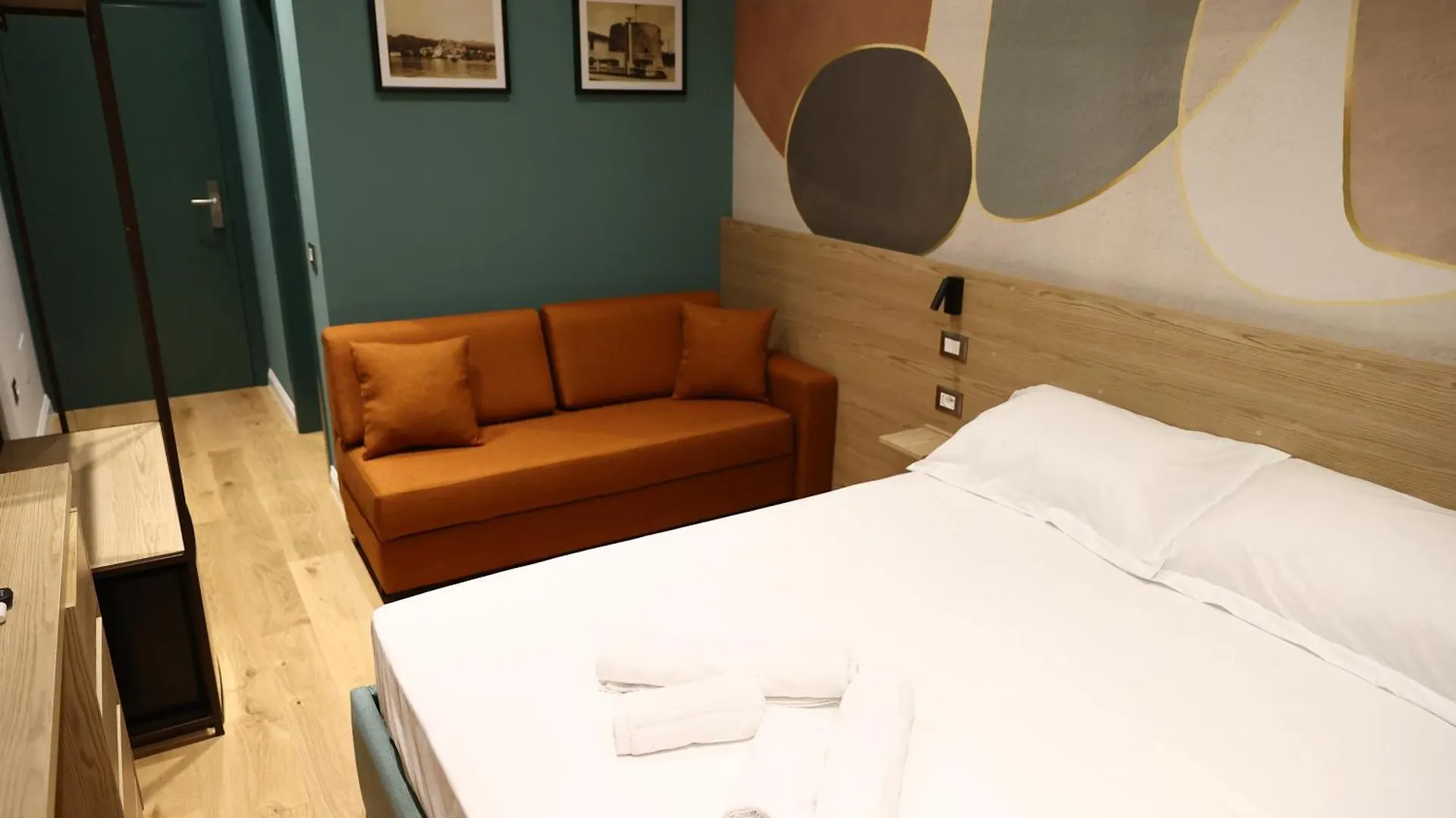 Hotel Xhani'S Rooms Durres
